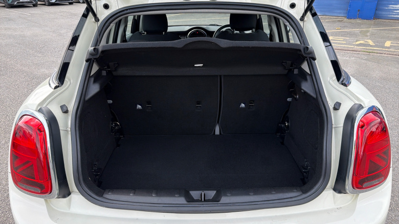 MINI Hatchback 2.0 Cooper S II 5dr Petrol Hatchback